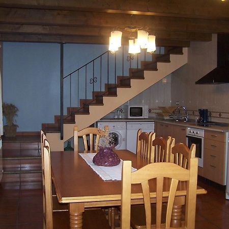 Casa Rural Lo Ferrero Pensionat Belsué Exteriör bild