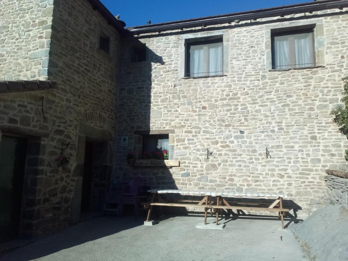 Casa Rural Lo Ferrero Pensionat Belsué Exteriör bild